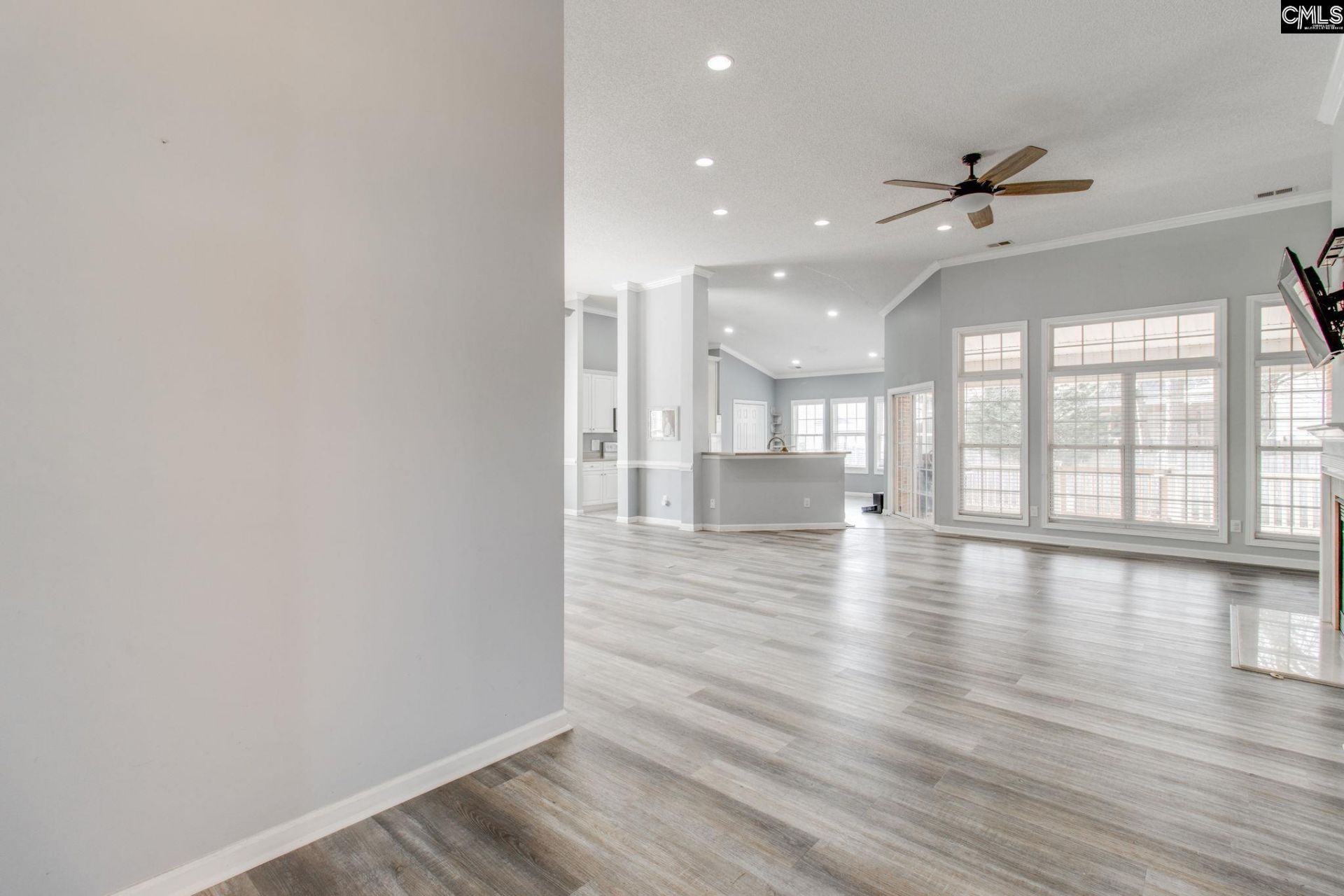 137 Oldtown Drive  Photo 8