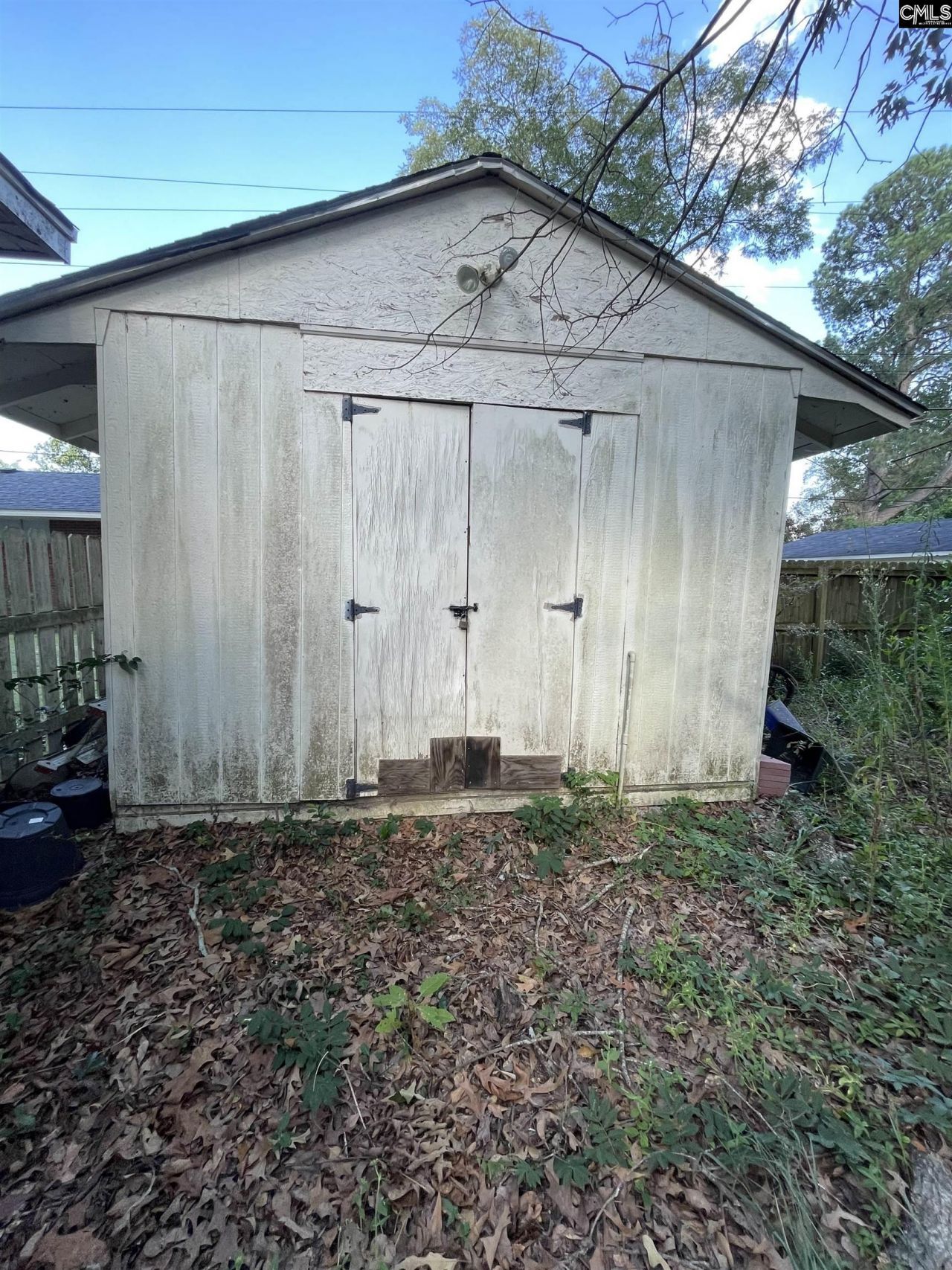 311 Miller Drive  Photo 14