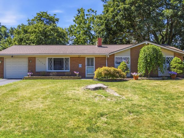 24029 Ripple Creek, Novi, MI 48375