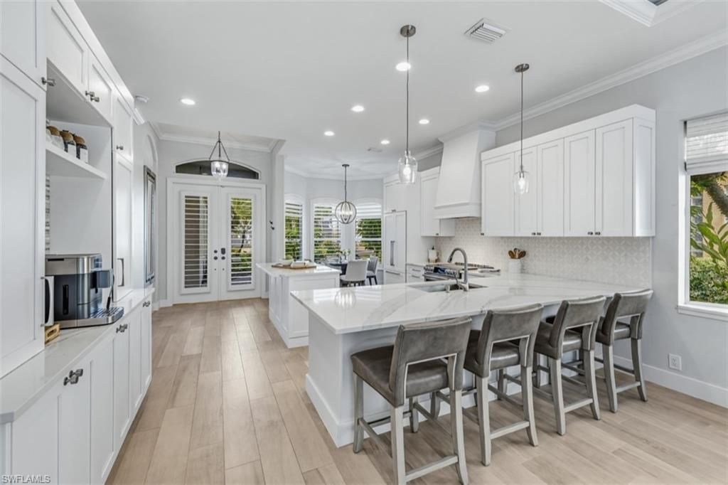9202 Troon Lakes Dr, Naples, FL 34109 Photo