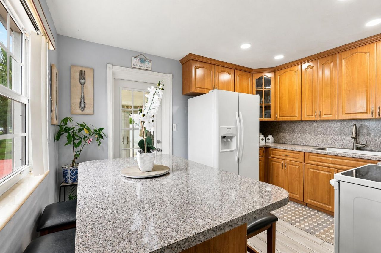 3239 Dolan Road, Palm Springs, FL 33406 Photo