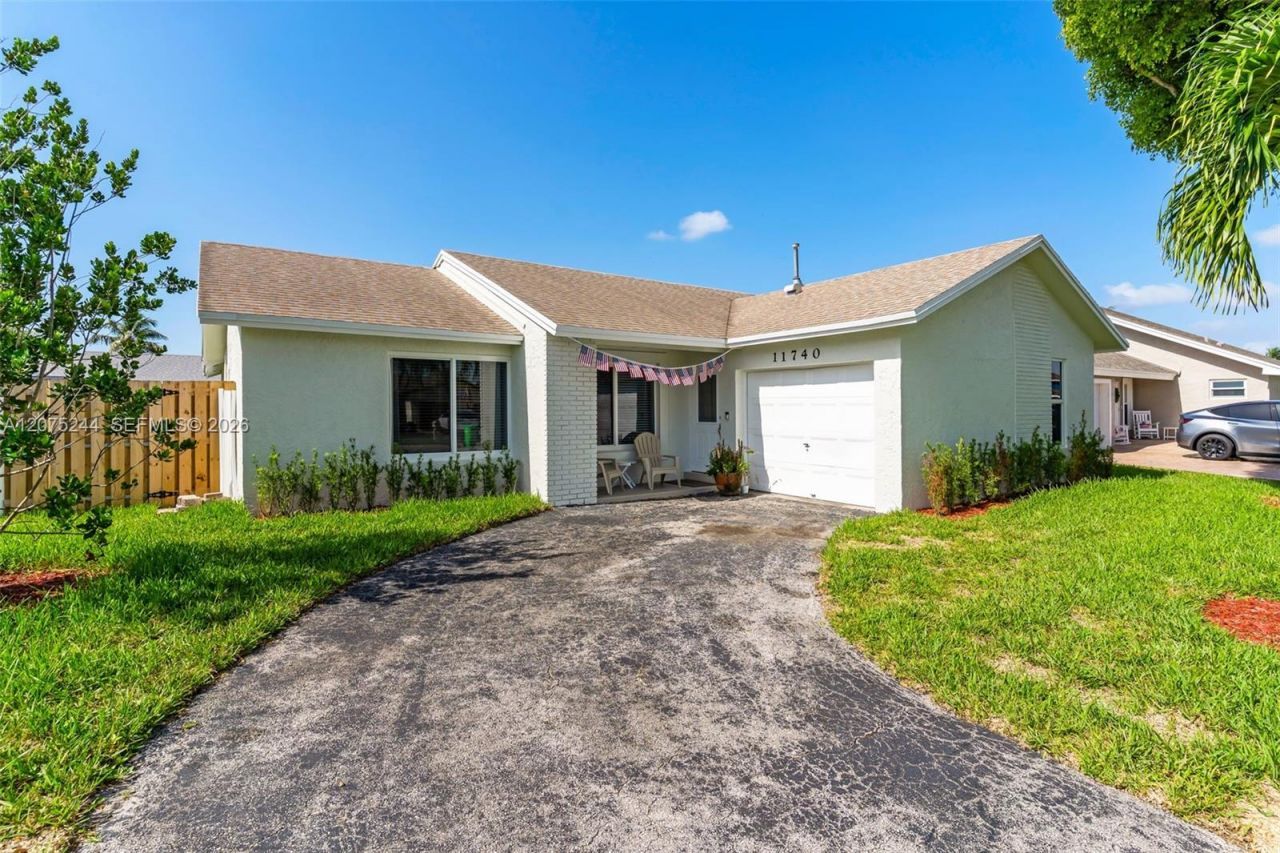 11740 NW 39th Pl , Sunrise, FL 33323 Photo