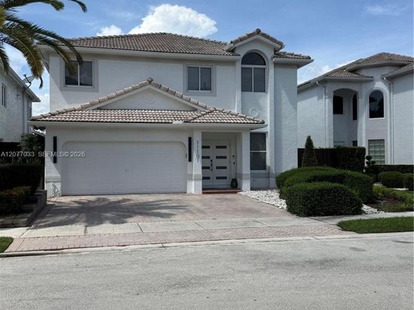 11101 NW 72nd Ter , Doral, FL 33178