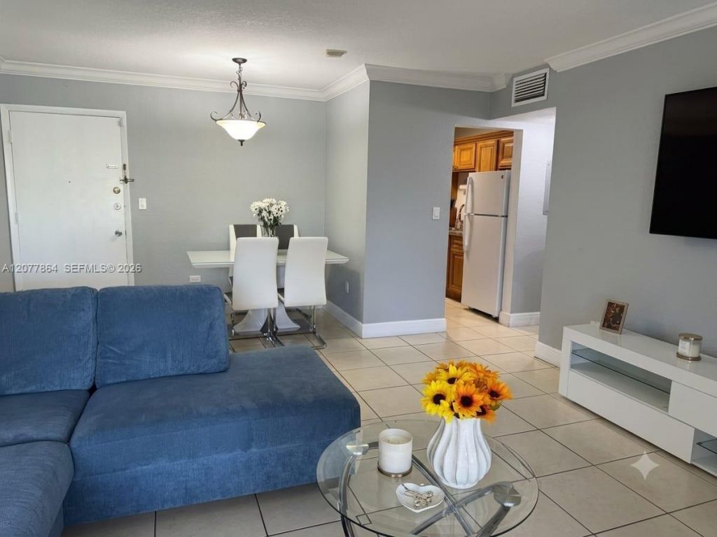 Please Call For Address, Unit J3, Miami, FL 33173 Photo