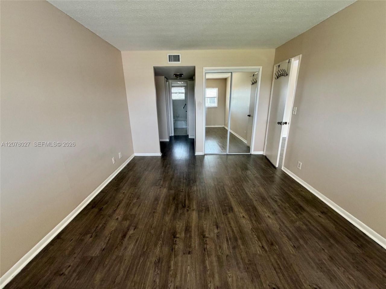 4700 Washington St, Unit 507, Hollywood, FL 33021 Photo