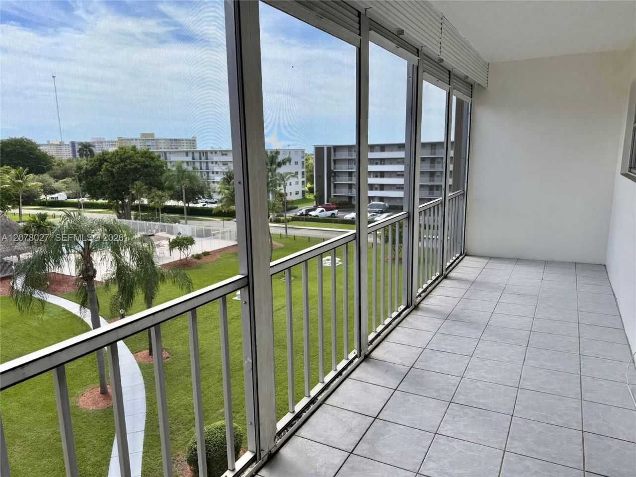 4700 Washington St, Unit 507, Hollywood, FL 33021 Photo