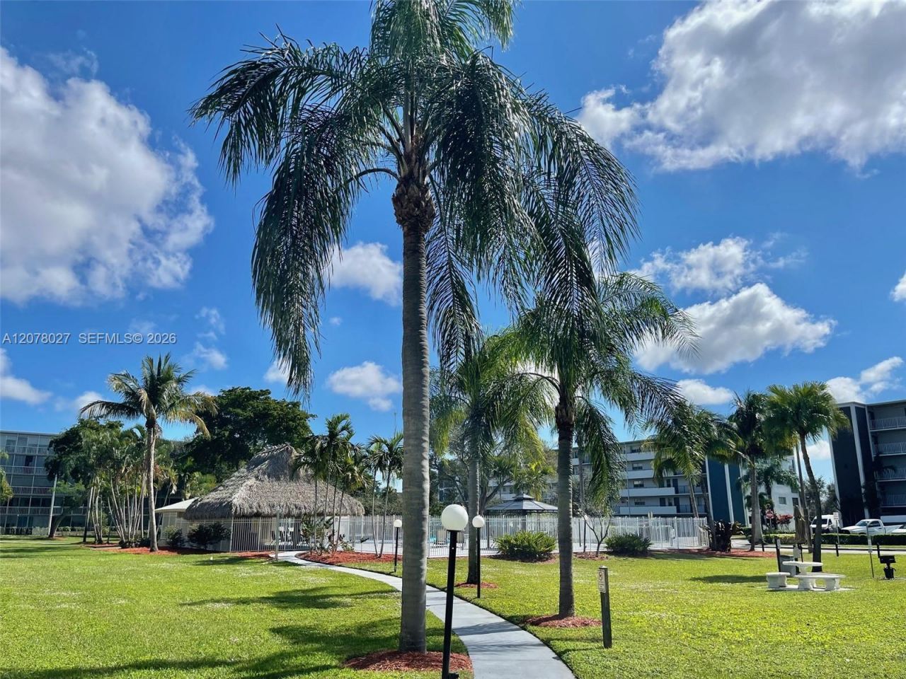 4700 Washington St, Unit 507, Hollywood, FL 33021 Photo