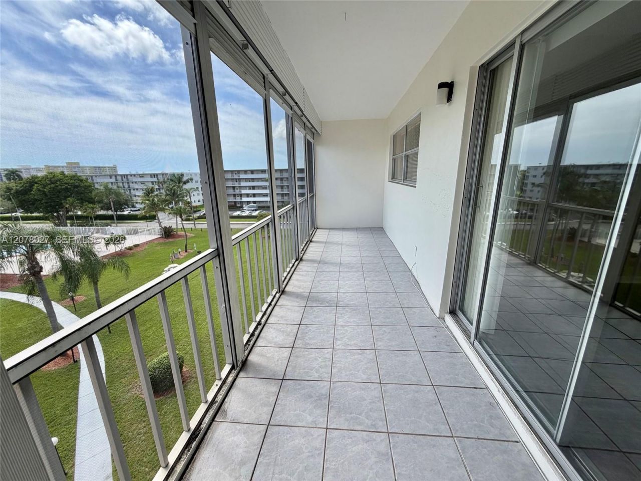 4700 Washington St, Unit 507, Hollywood, FL 33021 Photo