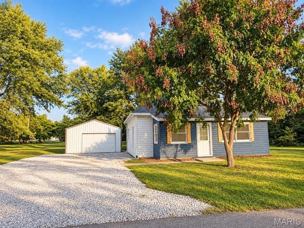 306 Southwest St, Madison, MO 65263