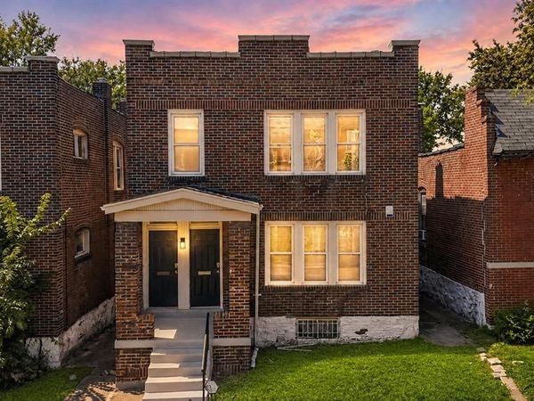 3449 Pennsylvania Avenue , St Louis, MO 63118