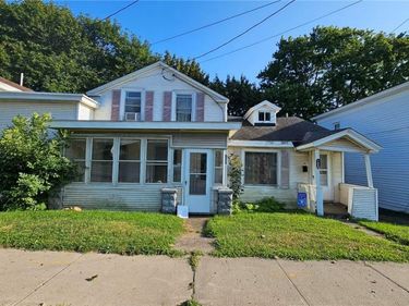 160 W Bridge Street , Oswego, NY 13126
