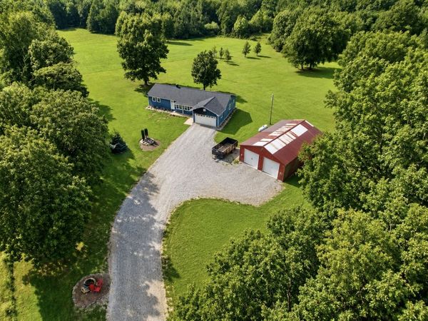 2325 County Road 975 E, Rinard, IL 62878