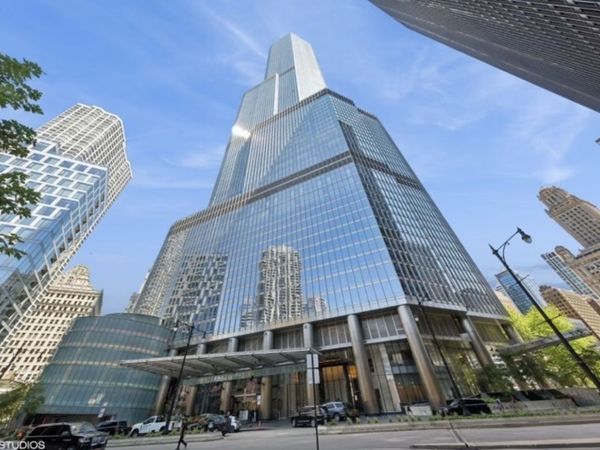 401 N Wabash Avenue , Chicago, IL 60611