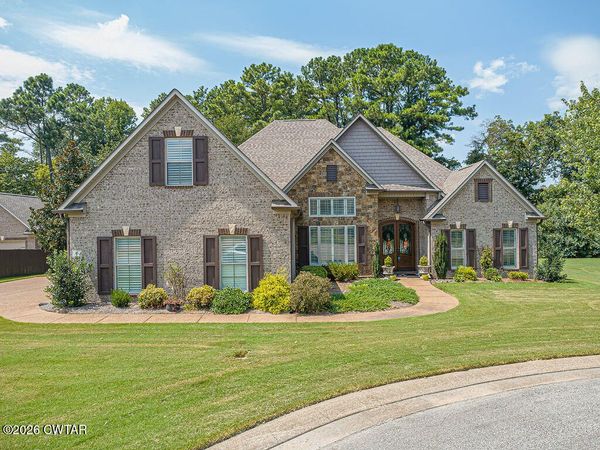 96 Rock Pointe Drive , Jackson, TN 38305