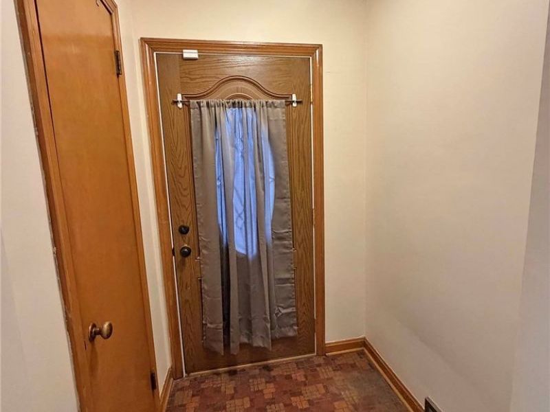706 Broad Avenue NW, Canton, OH 44708 Photo 12