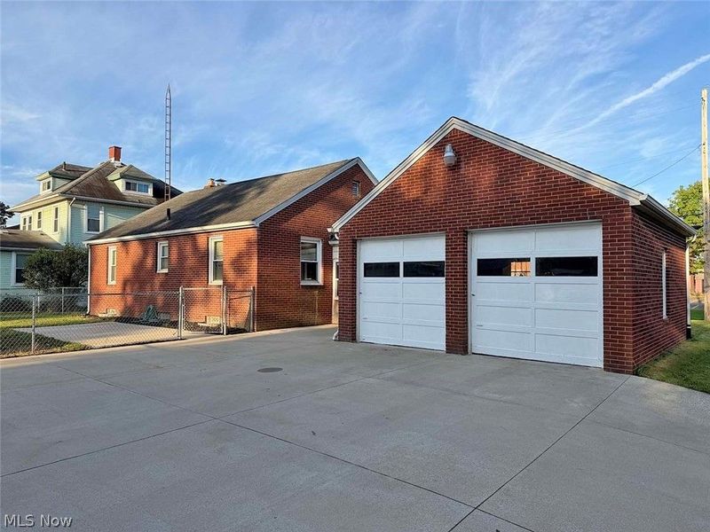 706 Broad Avenue NW, Canton, OH 44708 Photo 3