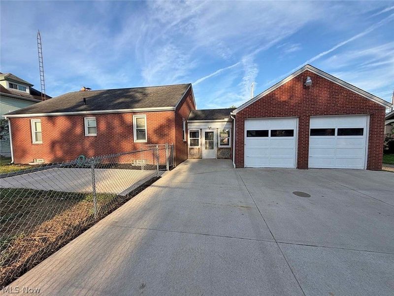 706 Broad Avenue NW, Canton, OH 44708 Photo 4