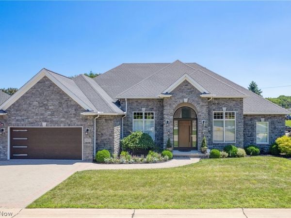 3857 Heron Watch Drive , Akron, OH 44319