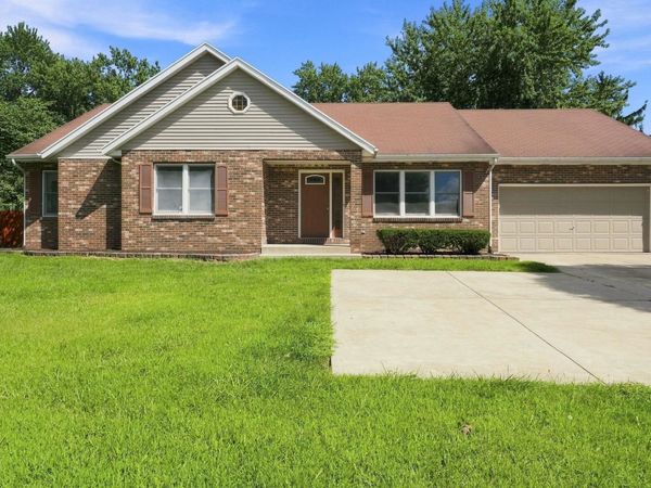 402 N Constitution Avenue, Goshen, IN 46526