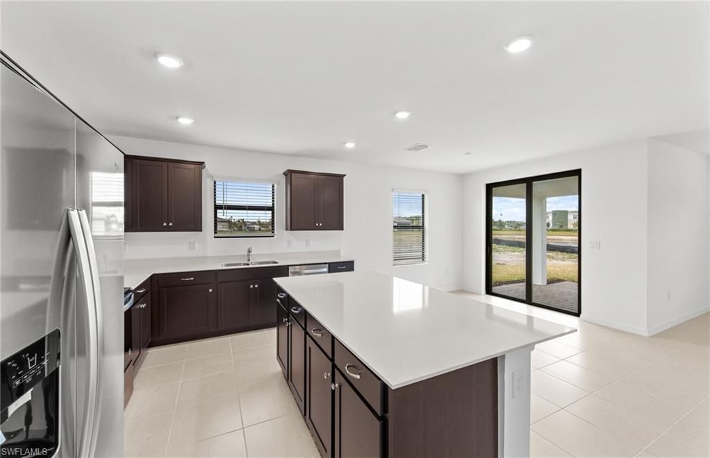 624 Oasis Lake Pl , Lehigh Acres, FL 33936 Photo