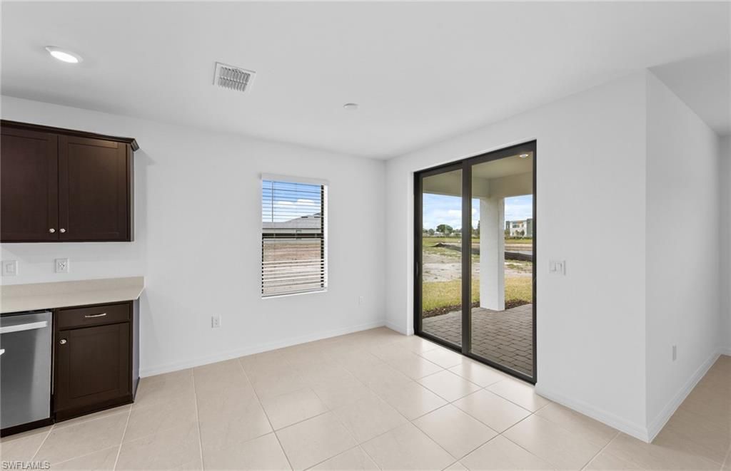 624 Oasis Lake Pl , Lehigh Acres, FL 33936 Photo