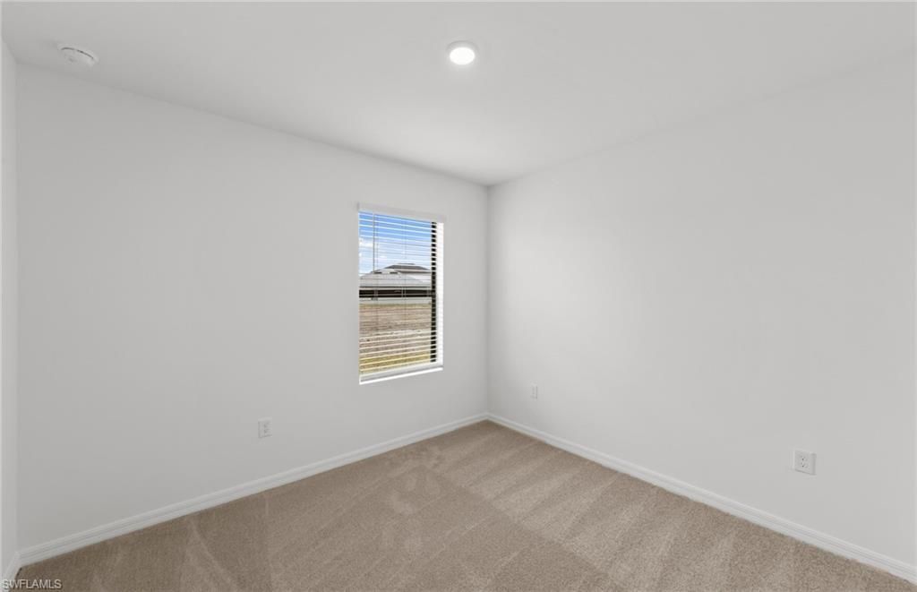 624 Oasis Lake Pl , Lehigh Acres, FL 33936 Photo