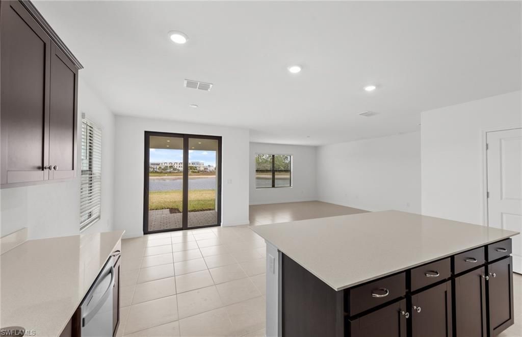 624 Oasis Lake Pl , Lehigh Acres, FL 33936 Photo