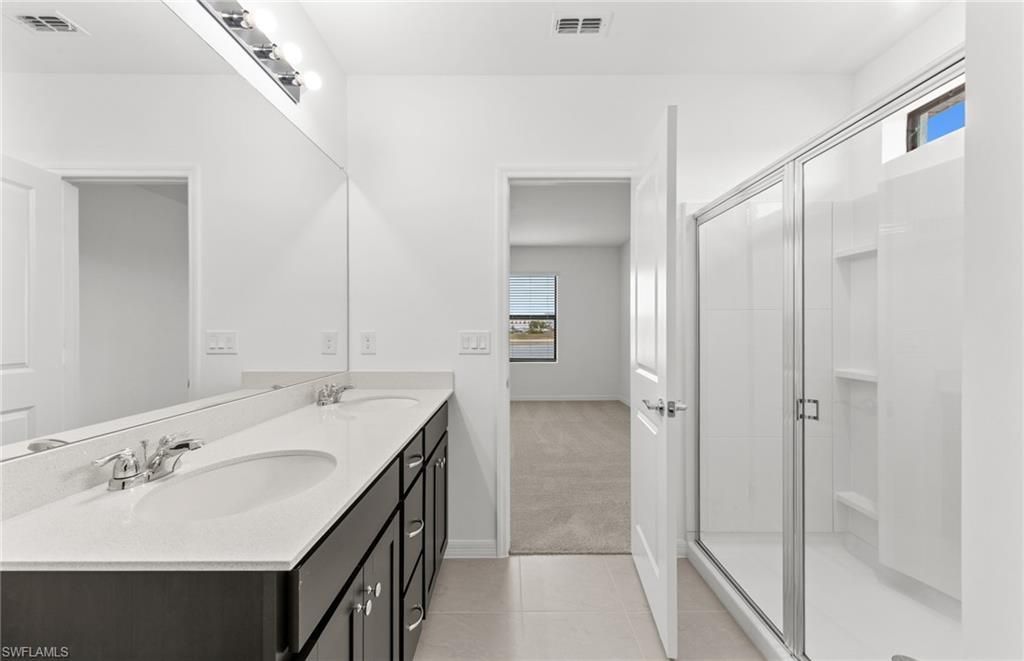 624 Oasis Lake Pl , Lehigh Acres, FL 33936 Photo