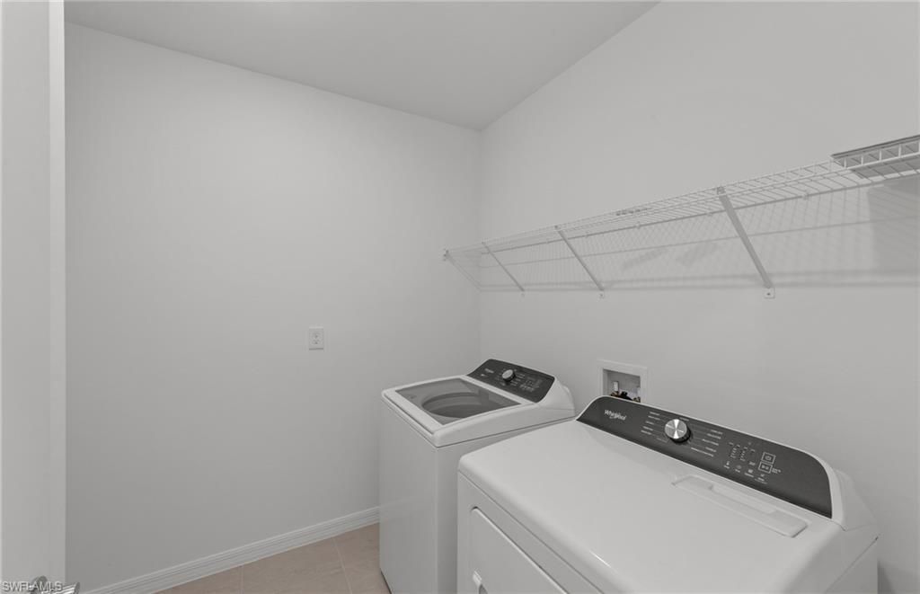 624 Oasis Lake Pl , Lehigh Acres, FL 33936 Photo