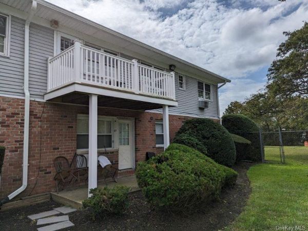 1 Hemlock Drive , Unit F165, Bay Shore, NY 11706