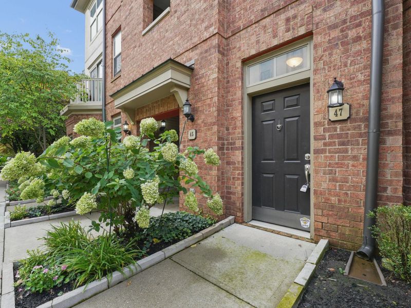 47 Victorian Gate Way, Columbus, OH 43215 Photo 3
