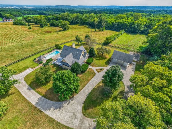 580 Southport Rd, Mount Pleasant, TN 38474