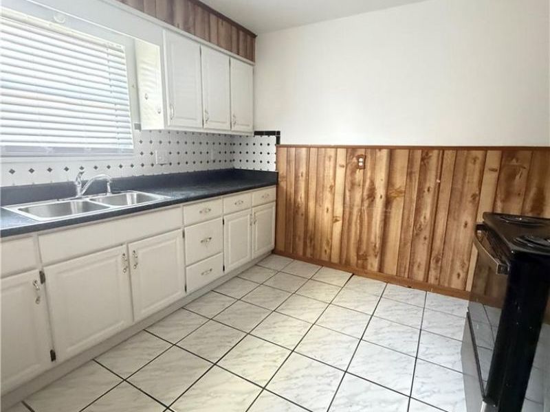 1415 Chadwick Drive, Dayton, OH 45406 Photo 4