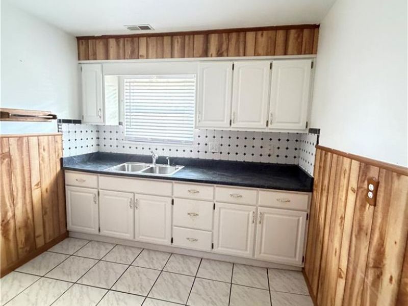 1415 Chadwick Drive, Dayton, OH 45406 Photo 6