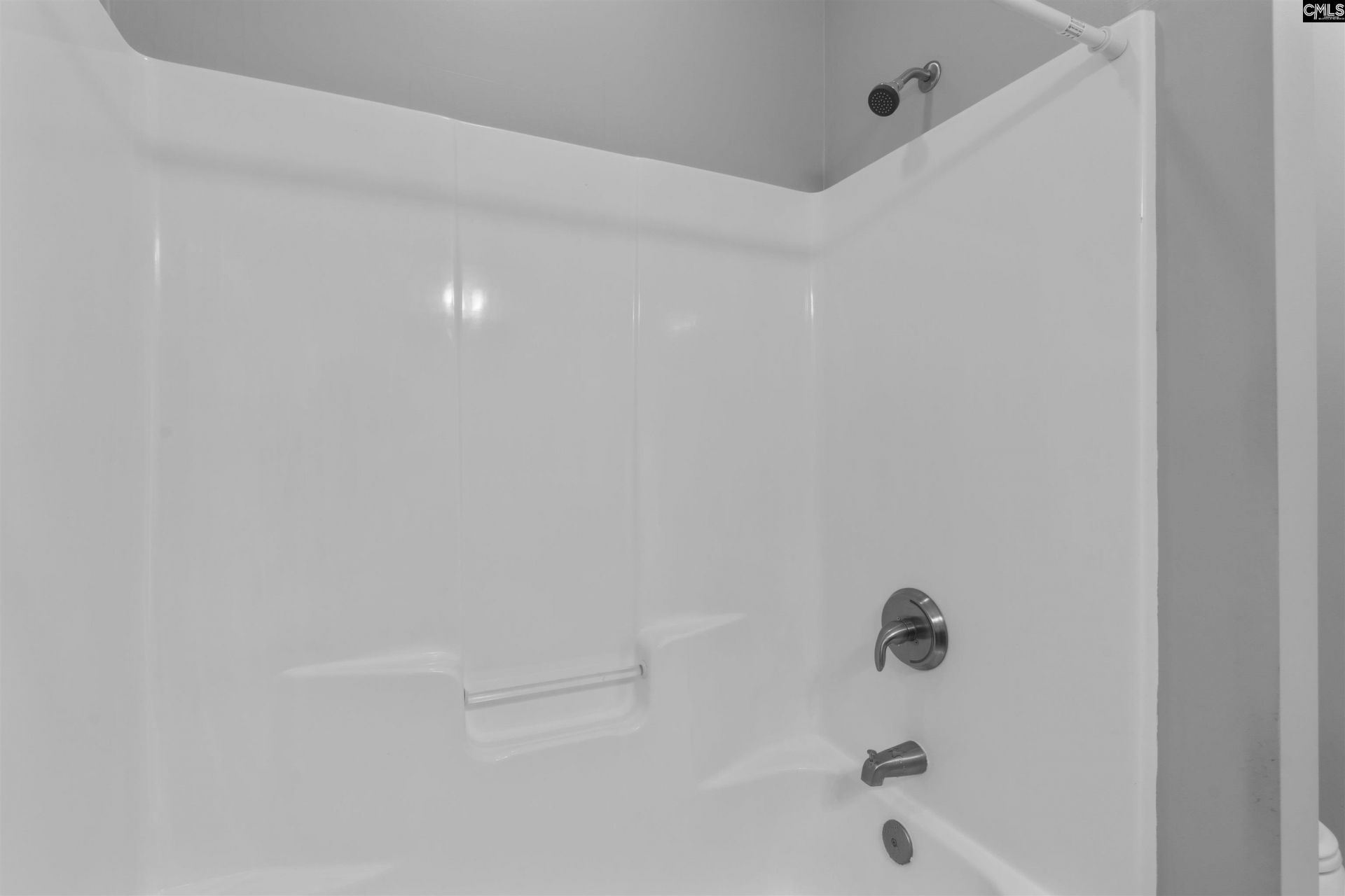 137 Royal Lythan Drive  Photo 23