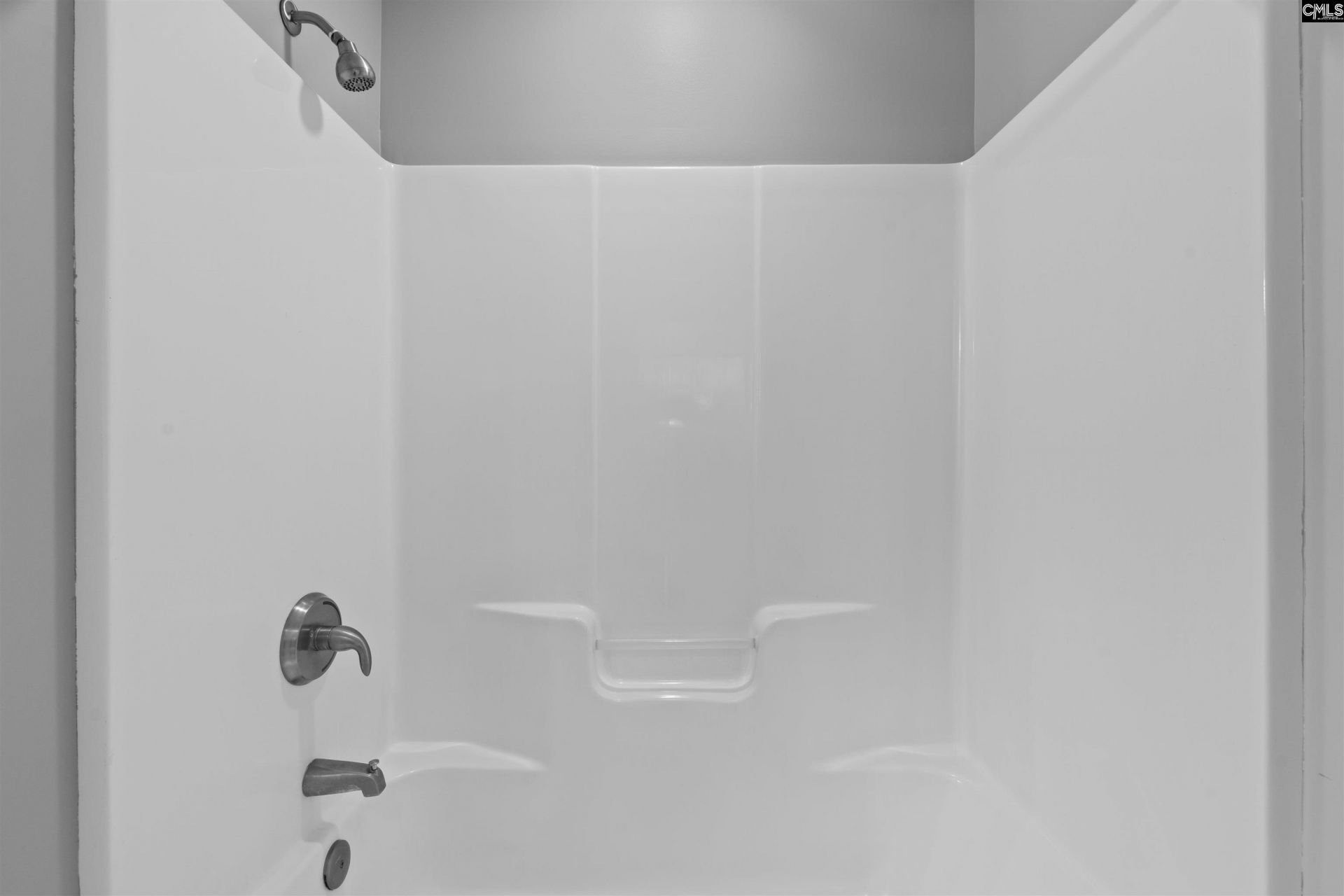 137 Royal Lythan Drive  Photo 33
