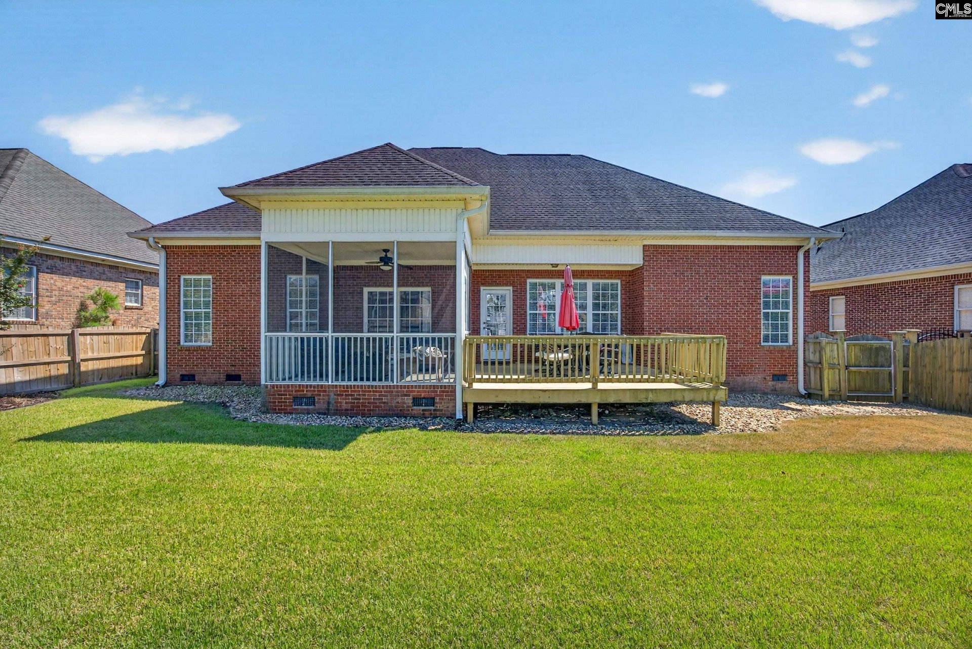 137 Royal Lythan Drive  Photo 36