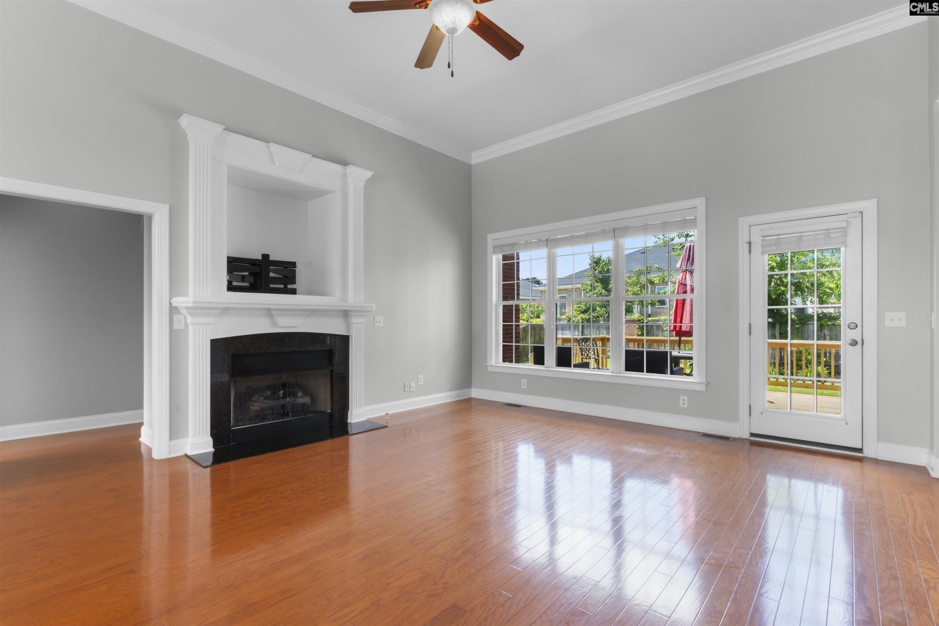 137 Royal Lythan Drive  Photo 5