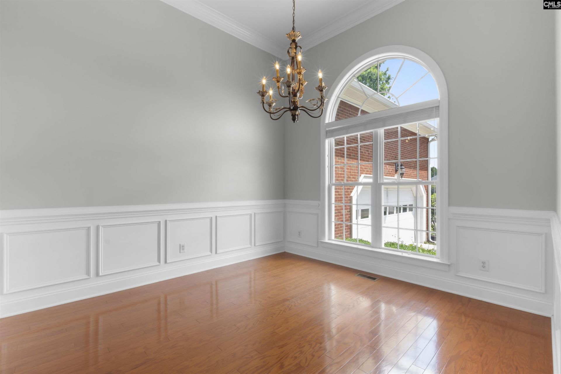 137 Royal Lythan Drive  Photo 6
