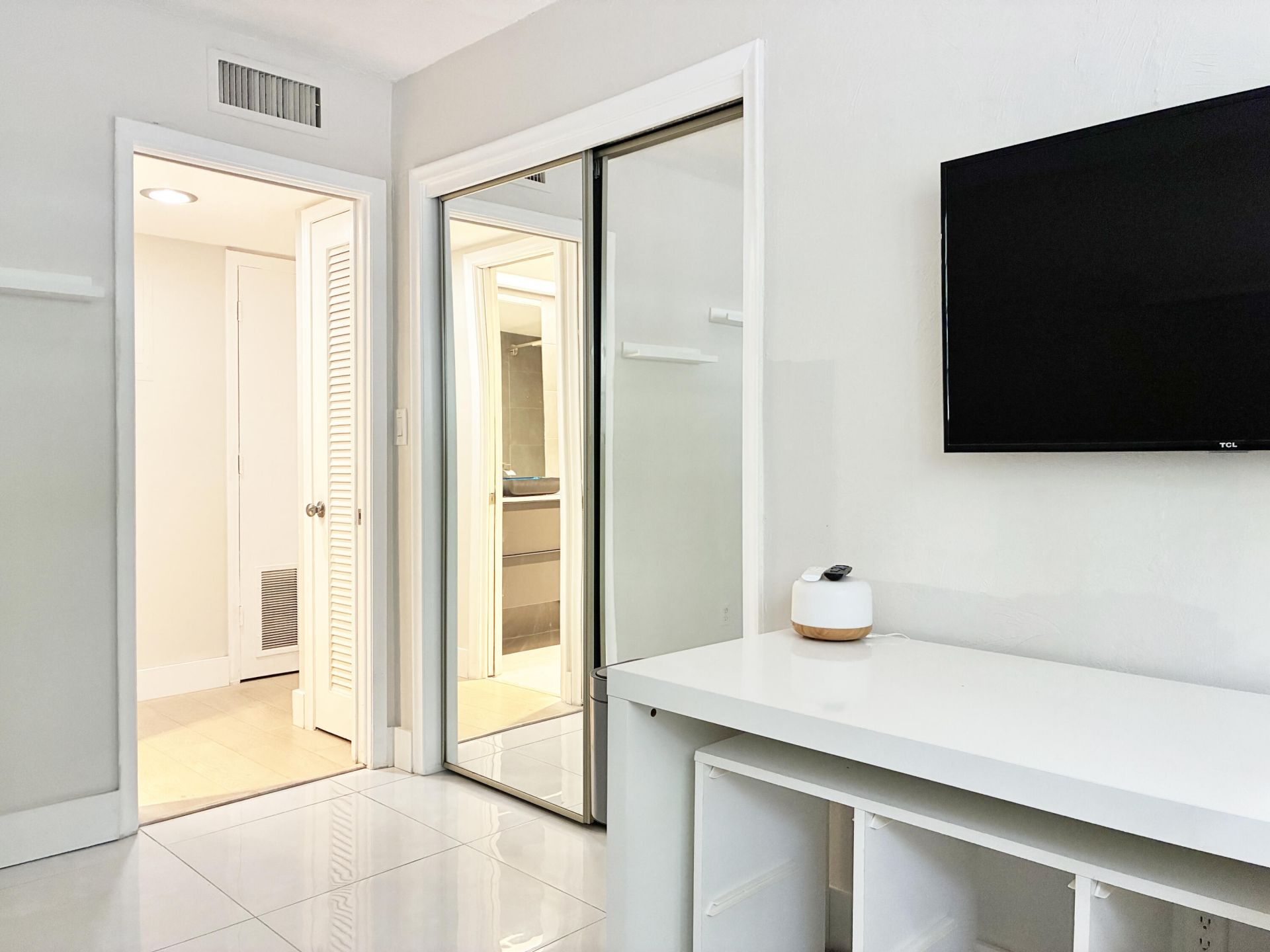 2204 NE 36th Street, Unit Apt 26, Lighthouse Point, FL 33064 Photo