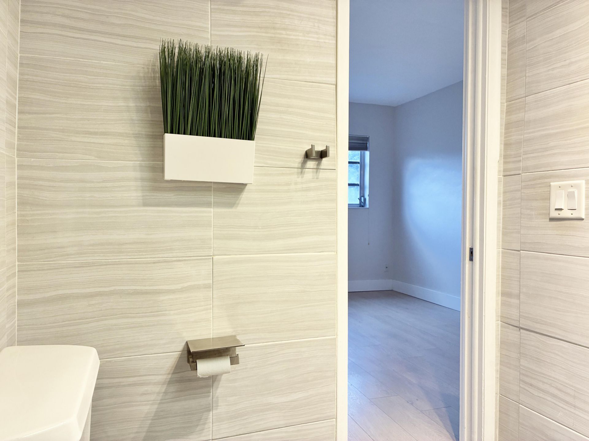 2204 NE 36th Street, Unit Apt 26, Lighthouse Point, FL 33064 Photo
