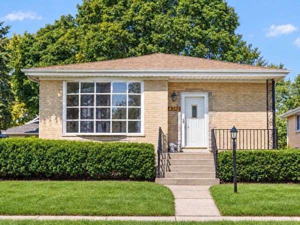 4312 Prairie Avenue, Brookfield, IL 60513
