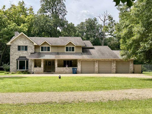 2045 IL Route 2 , Dixon, IL 61021