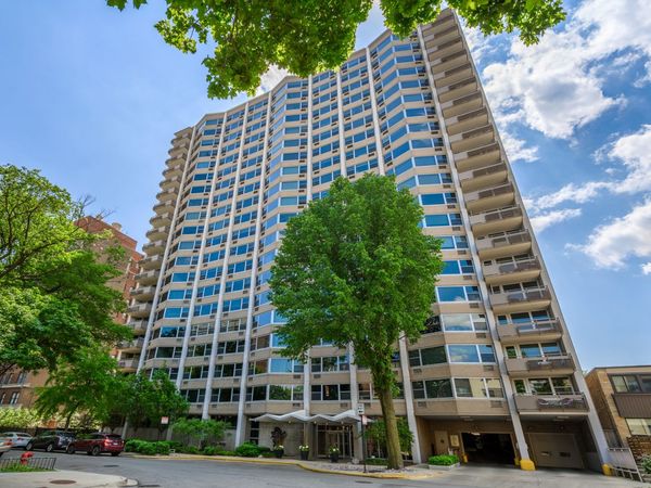 555 W Cornelia Avenue , Unit 403, Chicago, IL 60657