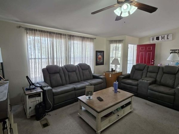 643 W COACHLINE Lane, Benson, AZ 85602