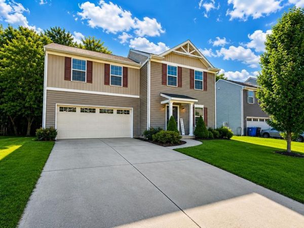 53 Charmalee Drive, Amelia, OH 45102
