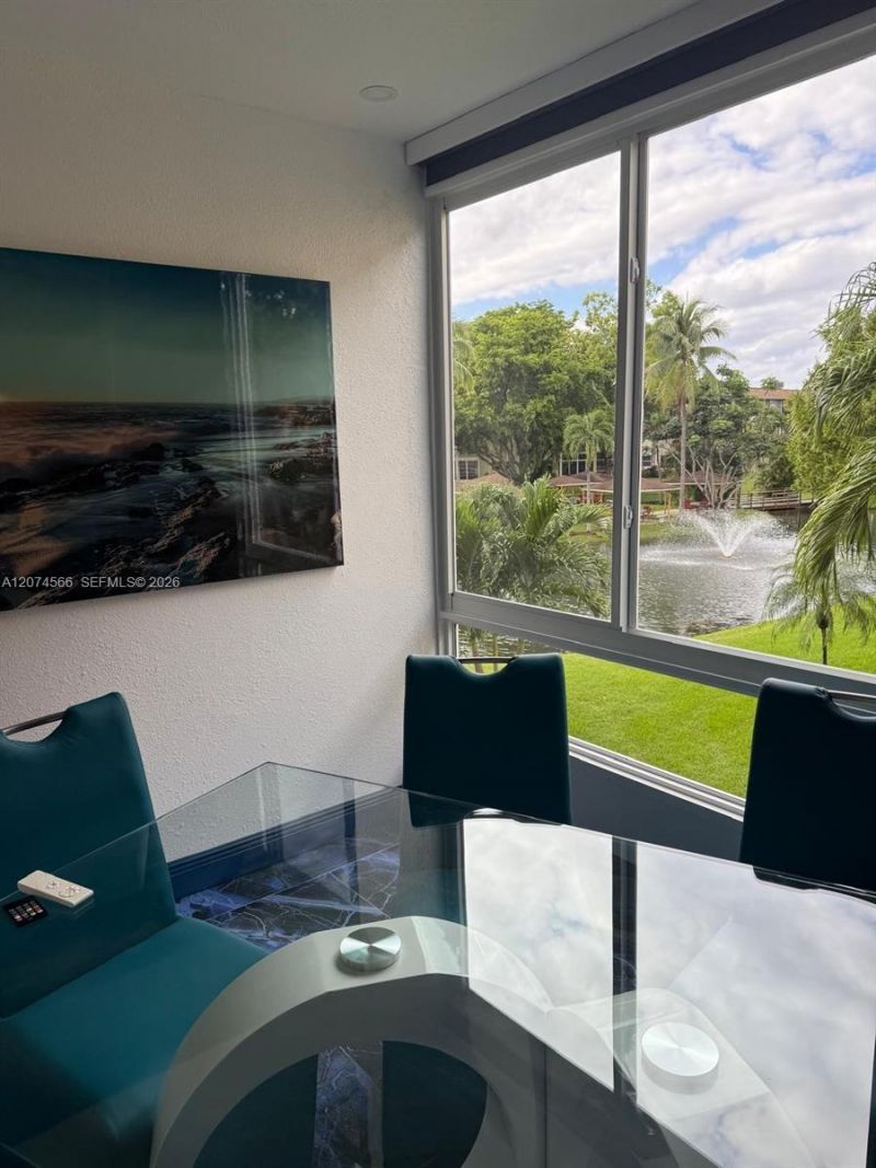 5121 W Oakland Park Blvd , Unit 212, Lauderdale Lakes, FL 33313 Photo