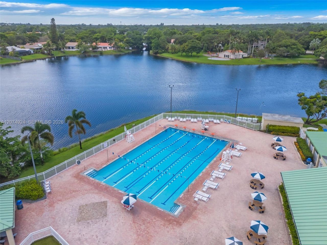 2916 Dorchester Ln , Cooper City, FL 33026 Photo