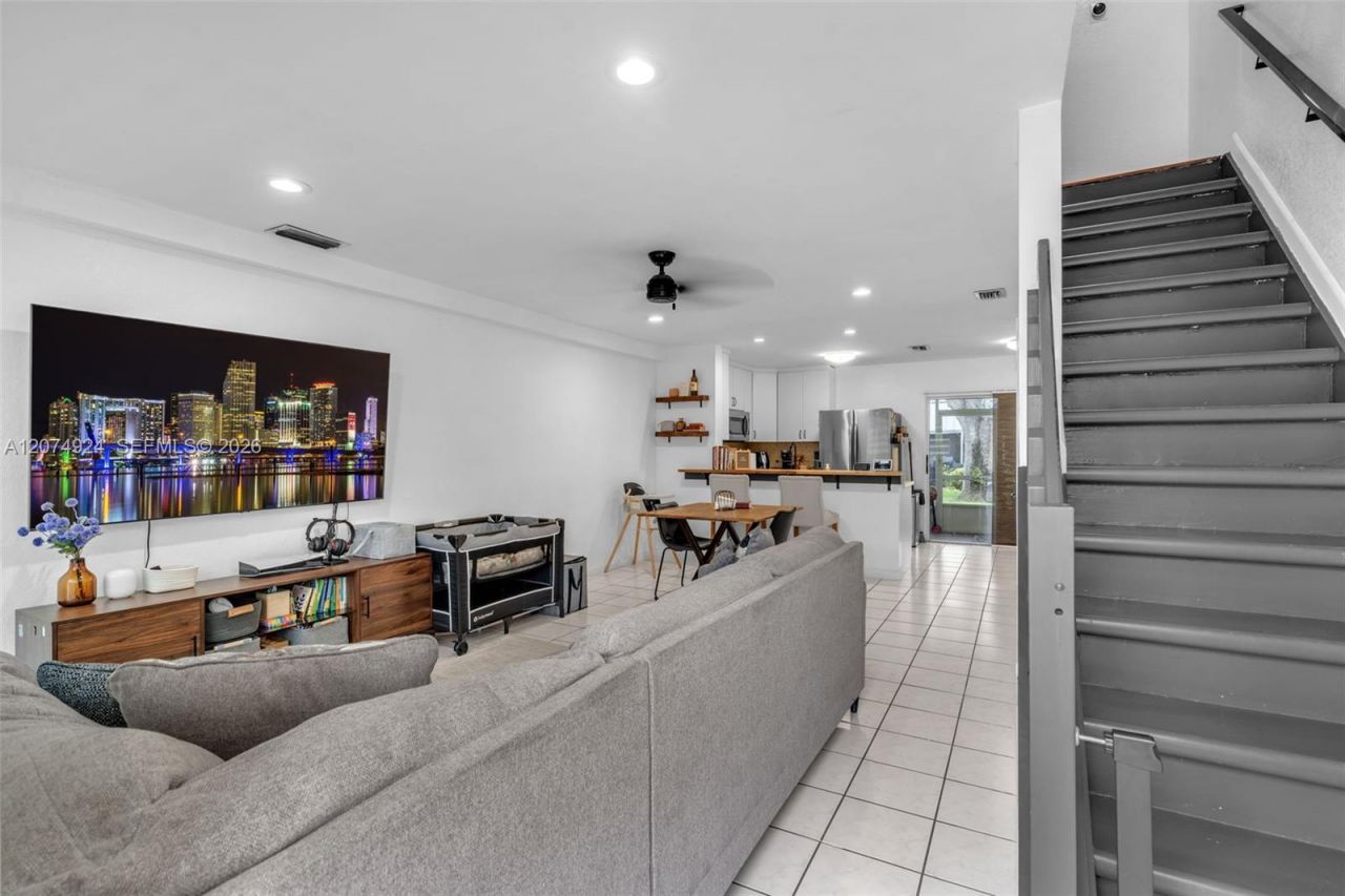 2916 Dorchester Ln , Cooper City, FL 33026 Photo