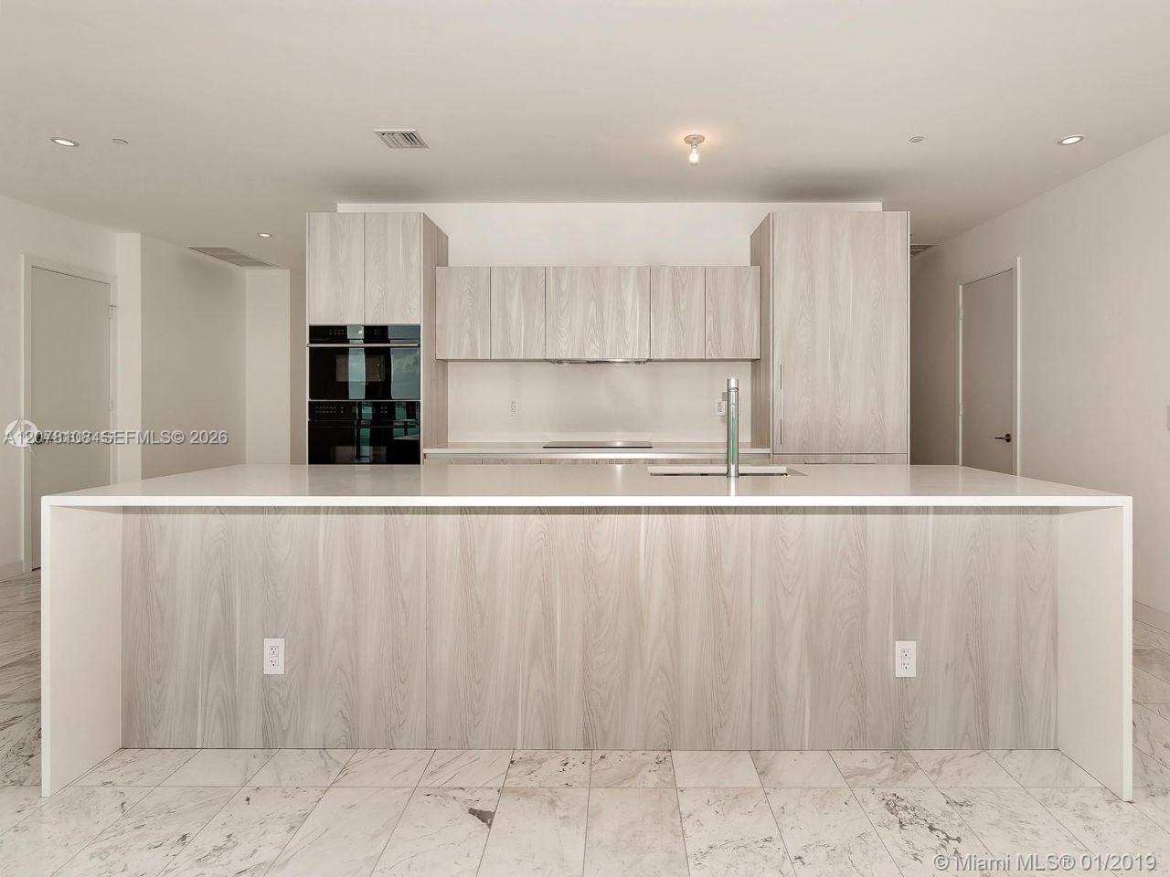 480 NE 31st St , Unit 4202/03, Miami, FL 33137 Photo